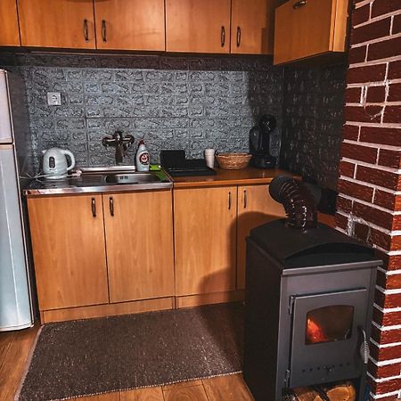 Ferienwohnung Slatki Dom Fireplace Konjic Exterior foto